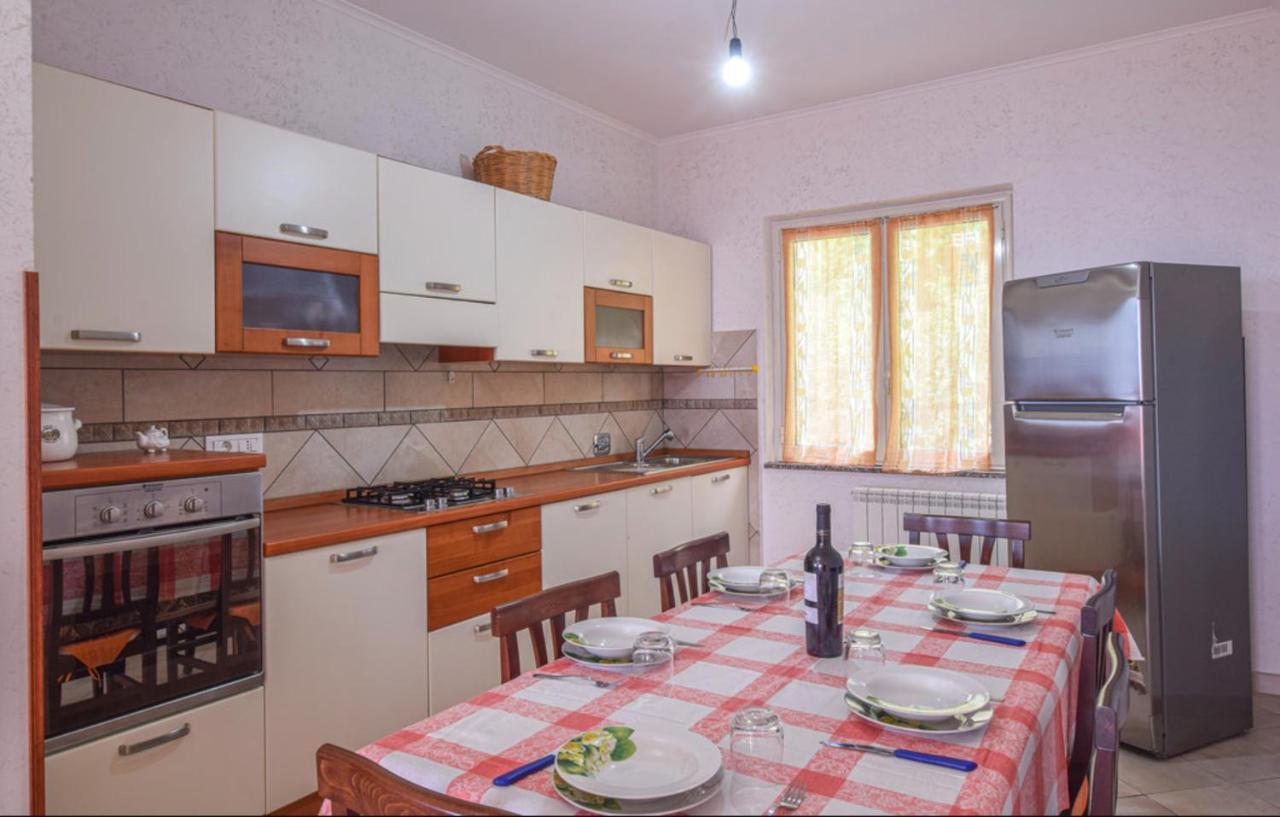 Confortevole E Spazioso Appartamento 100Mq A Falerna Con Vista Panoramica Sul Golfo Con Free Wifi E Smart Tv ภายนอก รูปภาพ